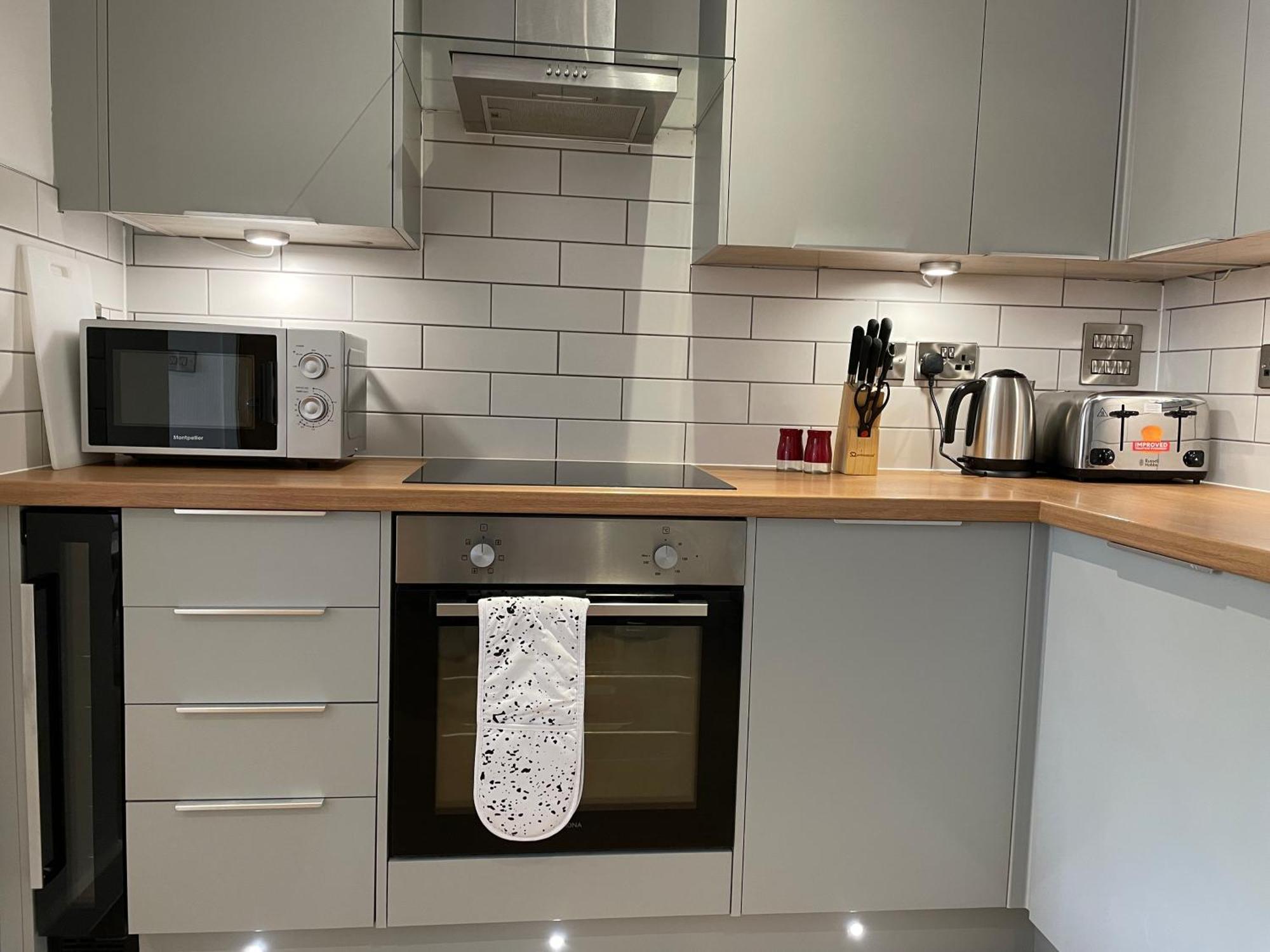 Stylish And Modern 2Br Apartment With Parking Sheffield Eksteriør billede
