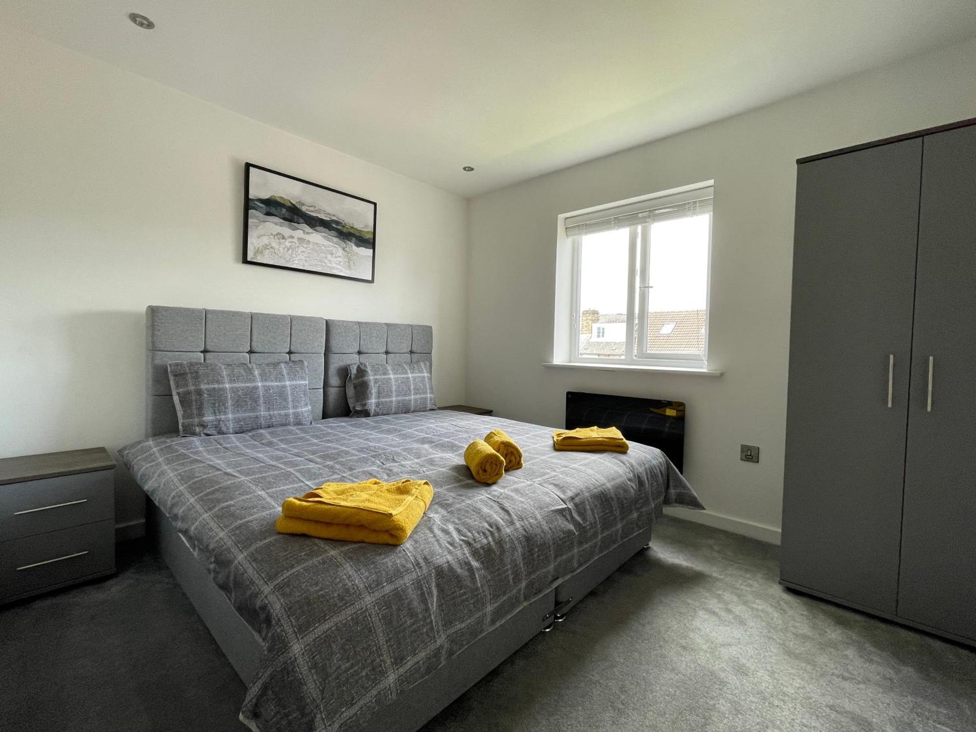 Stylish And Modern 2Br Apartment With Parking Sheffield Eksteriør billede